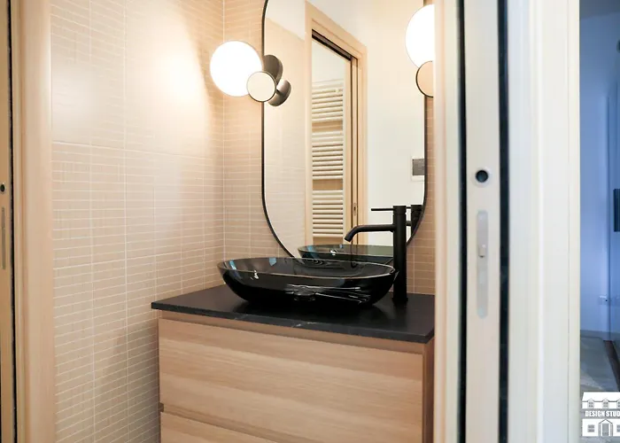 Golden View By Design * Bellano