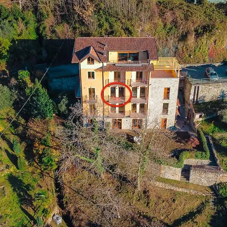 Golden View By Design * Bellano