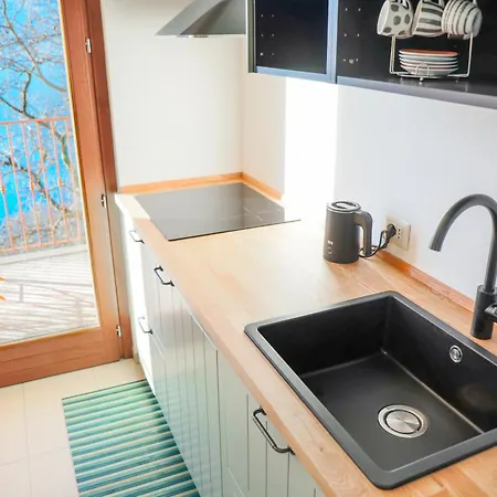 Golden View By Design Διαμέρισμα *