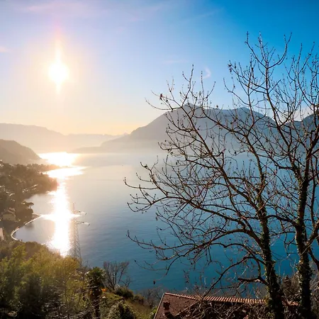 Διαμέρισμα Golden View By Design Bellano